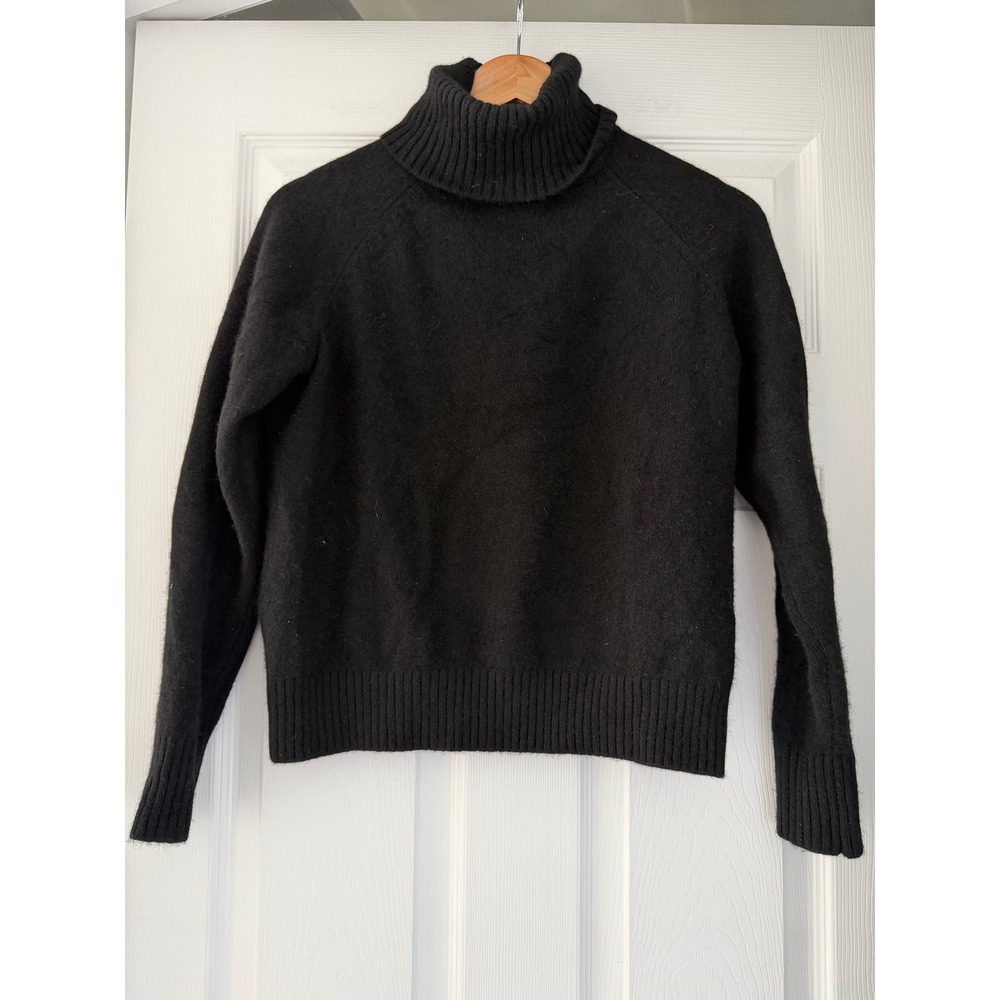 Quince Womens Yak Wool Black Turtleneck Sweater Minimalist Quiet Luxury